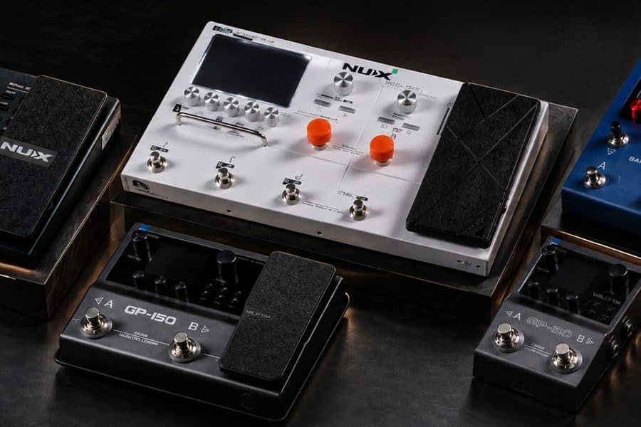 Multi-efek dan pedal gitar NUX