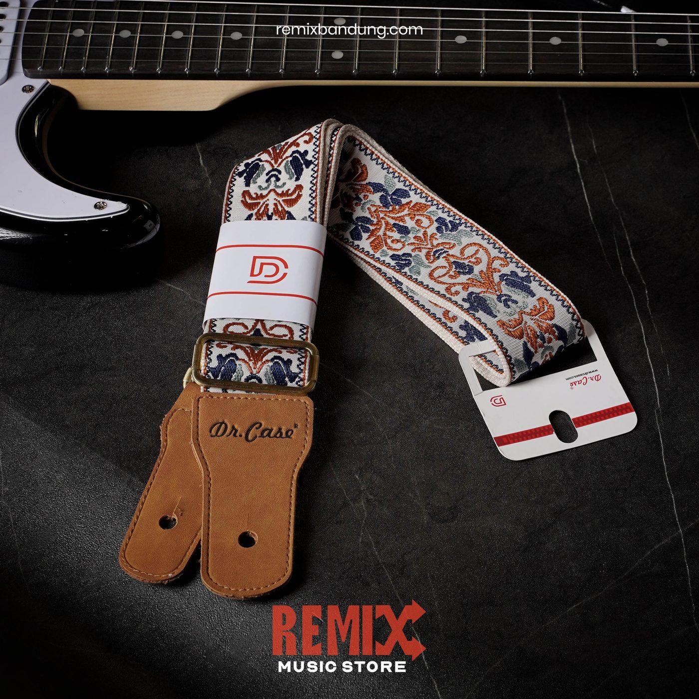 Dr. Case Embro Strap Ornate Cream