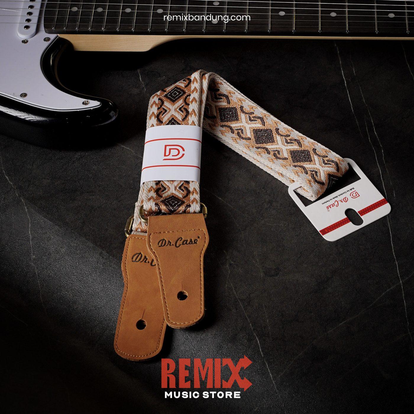 Dr. Case Embro Strap Tribe Cream Brown